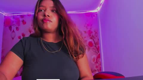 Andreina online show from 10/21/25, 04:13