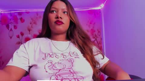 Andreina online show from 11/17/25, 02:50