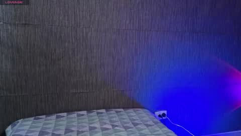  Thalia Anderson  online show from 04/17/26, 04:04