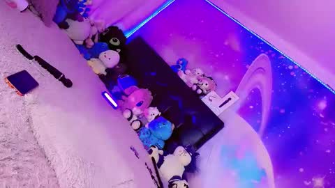 Thalia Girl online show from 03/16/26, 09:52