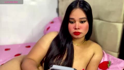 Ms. Thalia online show from 12/15/25, 04:28