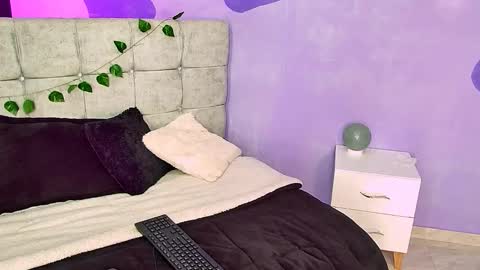 Snapshot of thalia_roose chatting on 02/09/26, 02:21 Thalia online show from 02/09/26, 02:21