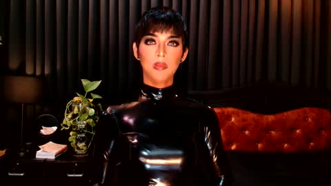 Thalia Saint online show from 12/06/24, 10:49