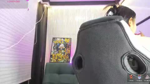 Thalia online show from 12/18/25, 04:07