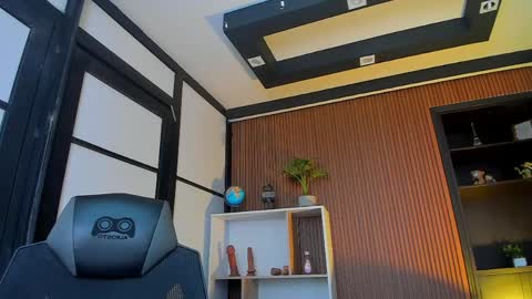 Thalia online show from 03/24/26, 05:01