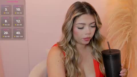 Snapshot of thaliafox_ chatting on 03/22/26, 06:11 Thalia online show from 03/22/26, 06:11