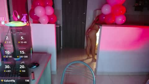 Snapshot of thaliana_wilson1 chatting on 09/22/25, 12:45 thaliana online show from 09/22/25, 12:45