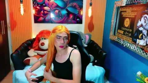 Snapshot of thamara_roberts chatting on 04/25/26, 01:41 thamara_roberts online show from 04/25/26, 01:41