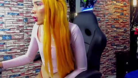 Snapshot of thamara_roberts chatting on 04/30/26, 12:17 thamara_roberts online show from 04/30/26, 12:17