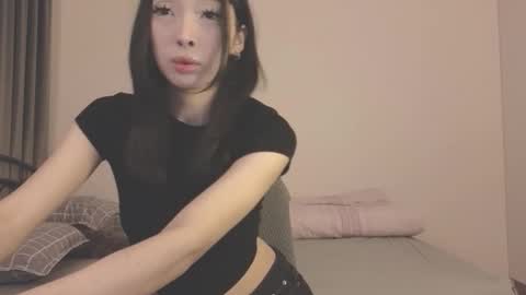 Snapshot of thanos_world1321002 chatting on 10/15/25, 05:24 thanos_world1321002 online show from 10/15/25, 05:24