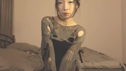 Snapshot of thanos_world1321002 chatting on 10/19/25, 05:46 thanos_world1321002 online show from 10/19/25, 05:46