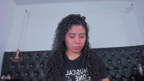 thara webstter online show from 02/18/25, 05:53