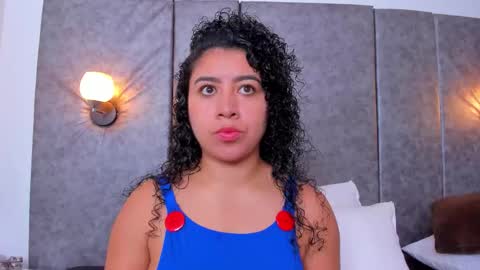 thara webstter online show from 11/18/25, 11:36