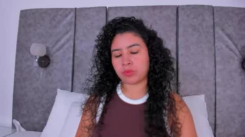 thara webstter online show from 01/08/26, 11:34