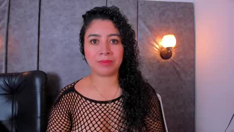 thara webstter online show from 04/28/26, 11:37