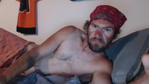 Snapshot of that1dude09 chatting on 10/18/25, 09:21 that1dude09 online show from 10/18/25, 09:21