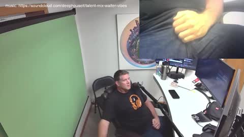 Snapshot of thaterkman chatting on 11/17/25, 03:29 thaterkman online show from 11/17/25, 03:29