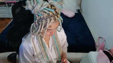   online show from 01/08/26, 01:46