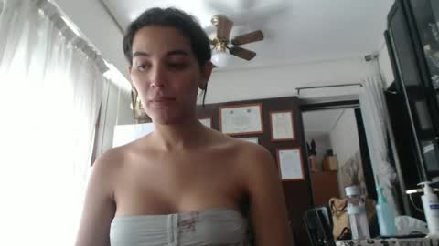 Snapshot of thayanizreal chatting on 06/19/26, 12:31 thayanizreal online show from 06/19/26, 12:31