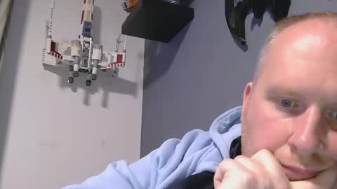 the007146368 online show from 11/18/25, 03:27