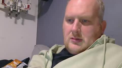 the007146368 online show from 11/24/25, 04:07