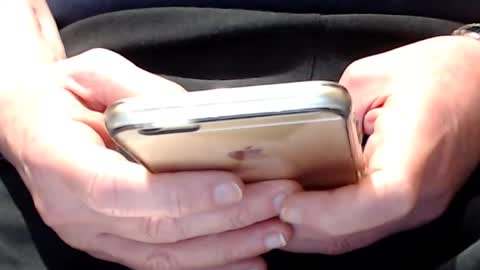 Snapshot of the1pocketrocket chatting on 12/14/24, 04:20 the1pocketrocket online show from 12/14/24, 04:20