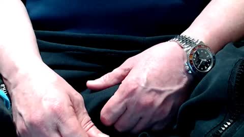 Snapshot of the1pocketrocket chatting on 01/09/25, 10:09 the1pocketrocket online show from 01/09/25, 10:09