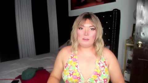 Snapshot of the1thatyou_looking4 chatting on 02/21/26, 02:51 bethany online show from 02/21/26, 02:51