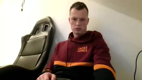 Dennis online show from 12/17/25, 09:10