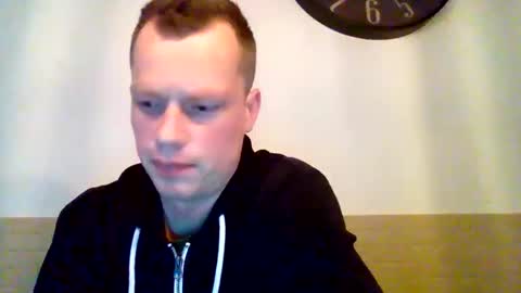 Dennis online show from 04/03/26, 04:16