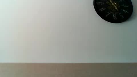 Snapshot of the___rocky200 chatting on 05/02/26, 02:55 Dennis online show from 05/02/26, 02:55