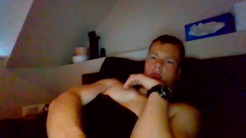 Snapshot of the___rocky200 chatting on 05/18/26, 05:02 Dennis online show from 05/18/26, 05:02