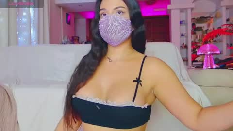 Snapshot of the__sabenna chatting on 06/19/26, 03:16 Madina online show from 06/19/26, 03:16