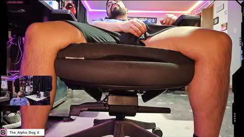 Snapshot of the_alpha_dog_xxx chatting on 01/23/25, 12:25 the_alpha_dog_xxx online show from 01/23/25, 12:25