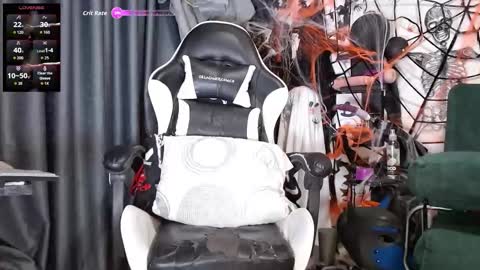 the dog lian online show from 10/26/25, 11:20