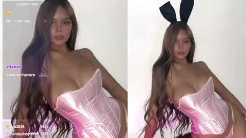 Snapshot of the_enchantressxx chatting on 01/15/25, 07:26 nabi butterfly online show from 01/15/25, 07:26