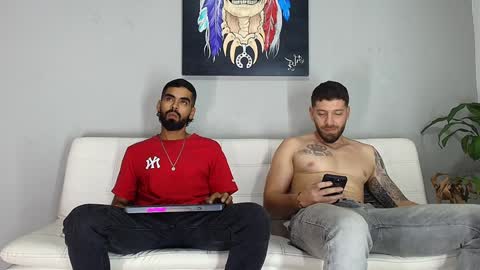 SCOTT  THEO  KAMERON  GENDERSON online show from 12/27/24, 04:47