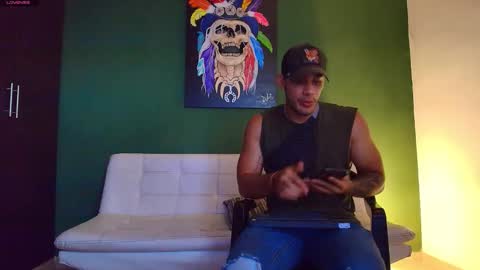 SCOTT  THEO  KAMERON  GENDERSON online show from 10/25/25, 10:37