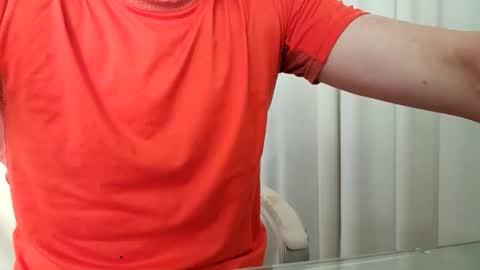 Snapshot of the_hard_baguette chatting on 02/23/26, 10:01 La Baguette dure online show from 02/23/26, 10:01