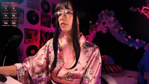 ...  ... online show from 01/09/25, 09:48