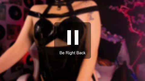 ...  ... online show from 01/15/25, 06:54