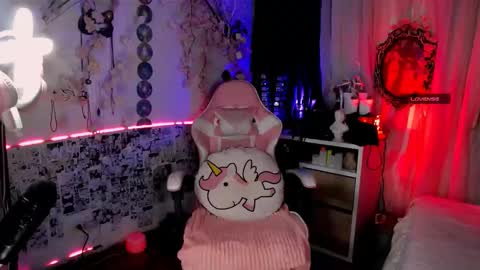 ...  ... online show from 09/10/25, 06:35