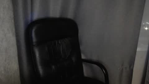 Mia online show from 05/13/26, 05:10