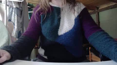 Snapshot of the_prettywondder chatting on 09/19/25, 09:22 Ekye online show from 09/19/25, 09:22