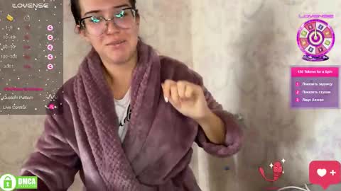 Alice online show from 09/26/25, 01:26