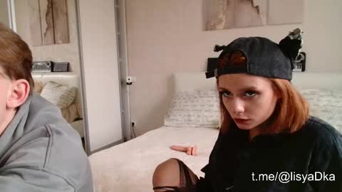 Snapshot of the_slutty_fox chatting on 04/19/26, 08:13 the_slutty_fox online show from 04/19/26, 08:13