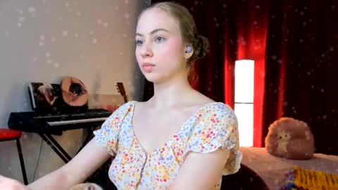 Ally    STREAMING ON TWITCH NOW Check my Twitter for updates online show from 01/17/26, 09:07