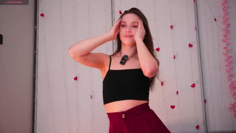 Snapshot of the_truewoman_show chatting on 05/18/26, 03:02 My name is Cynthia and Im very happy to see you in my sweet room online show from 05/18/26, 03:02