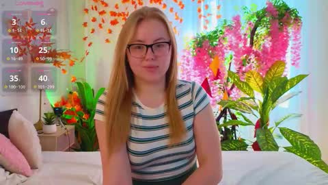 Snapshot of thea__tabby chatting on 11/14/25, 08:13 Judith online show from 11/14/25, 08:13