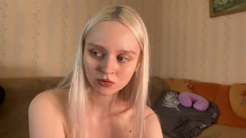 Snapshot of thealiceland chatting on 04/06/26, 12:41 Alice online show from 04/06/26, 12:41